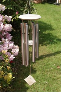 Woodstock Chimes of Pluto, silver and white