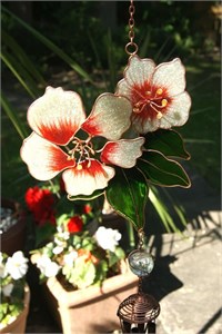 Two Flowers Wind Chime, white